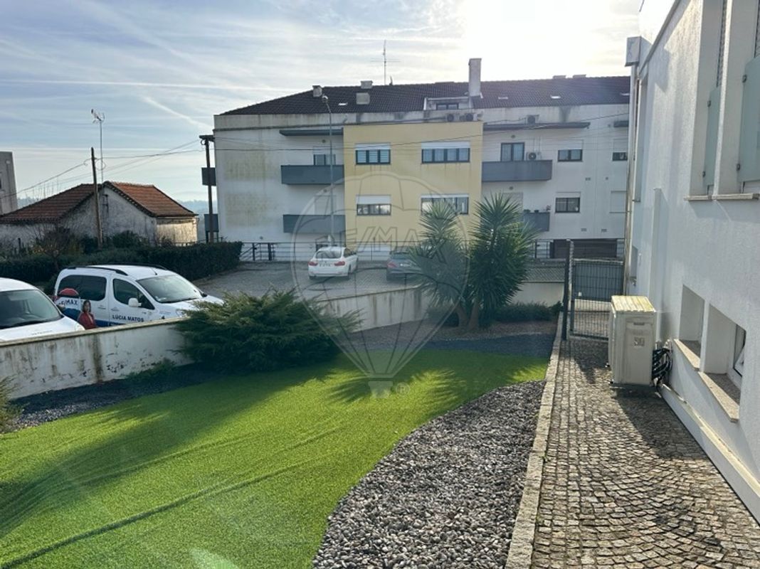listing 122461086-282 picture-0
