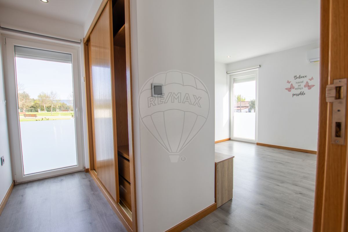 listing 122461086-282 picture-0