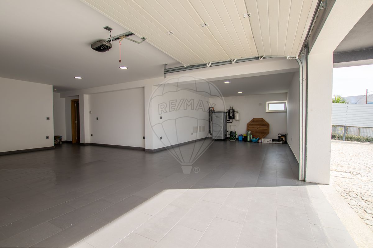 listing 122461086-282 picture-0