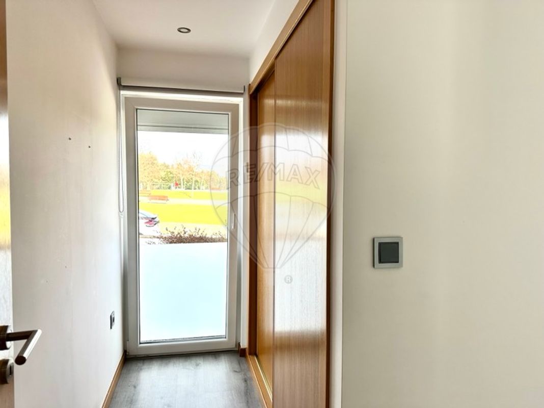 listing 122461086-282 picture-0