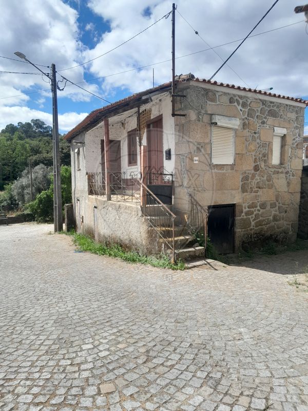 Moradia T2 para venda