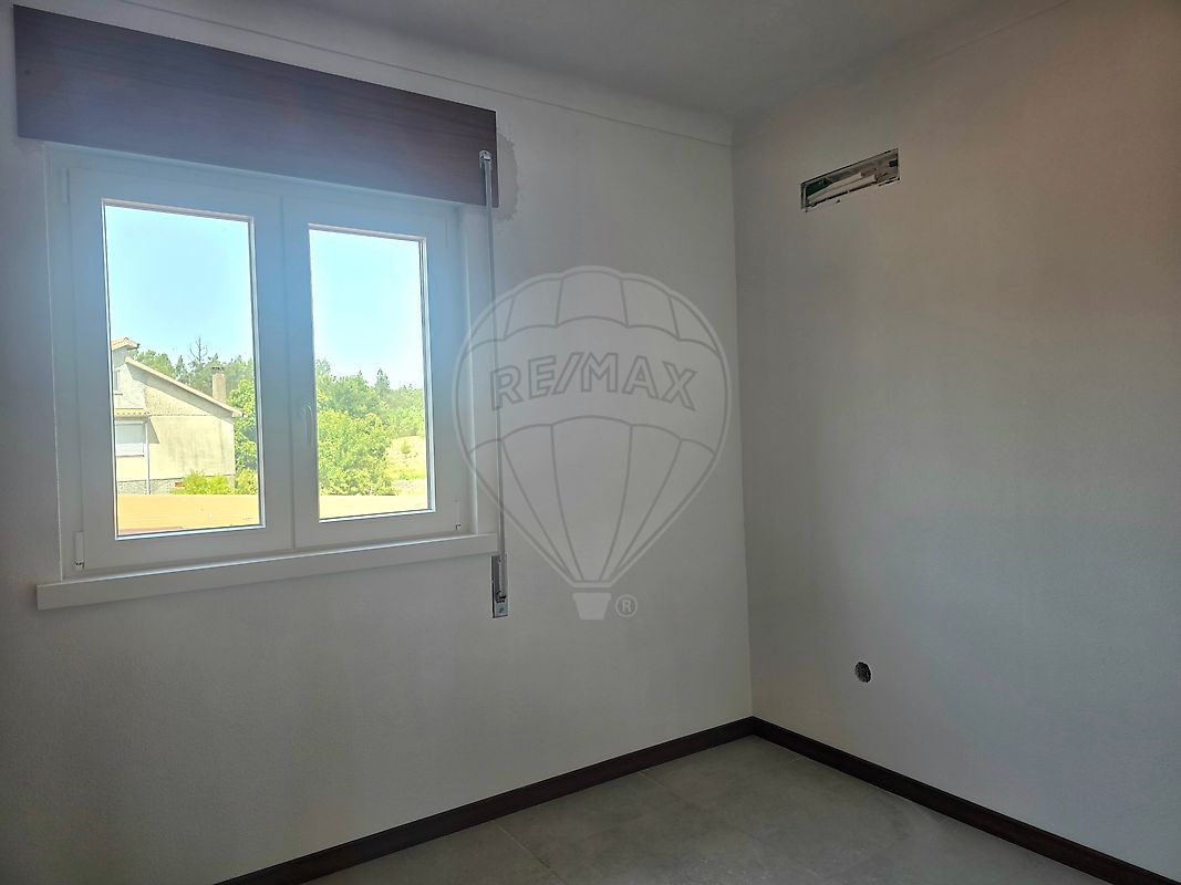 Moradia T3 à venda em Barreiro de Besteiros e Tourigo, Tondela — foto 11