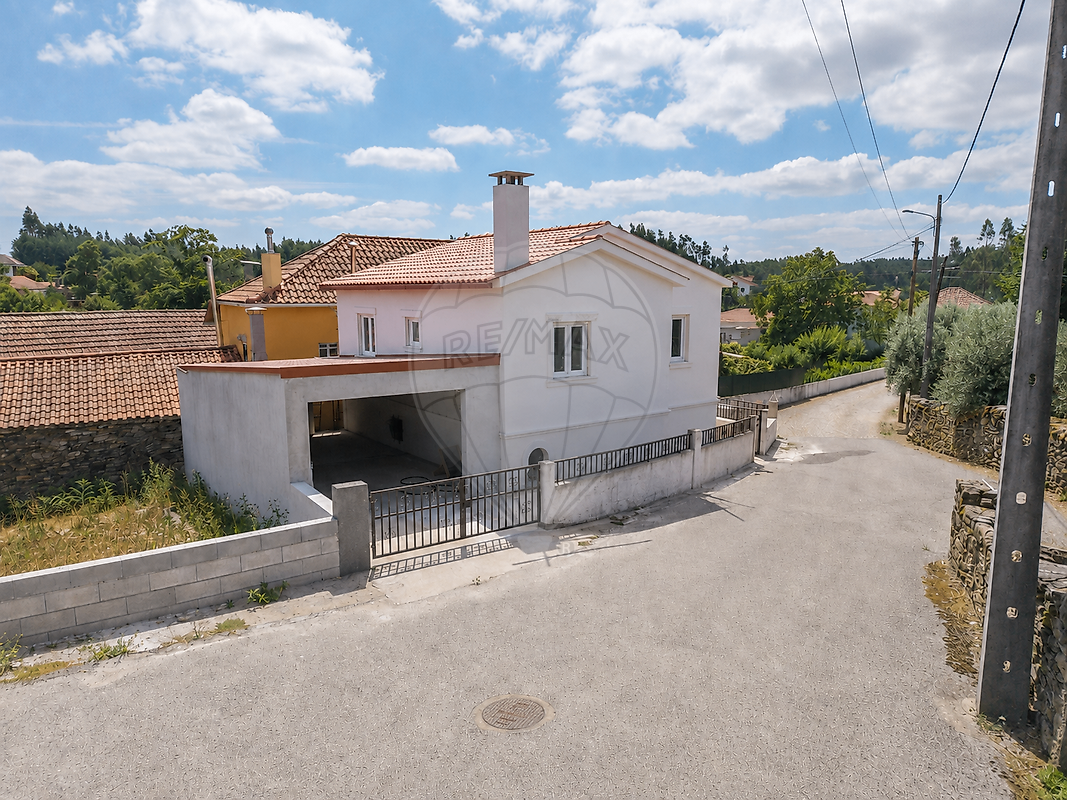 Moradia T3 à venda em Barreiro de Besteiros e Tourigo, Tondela — foto 4