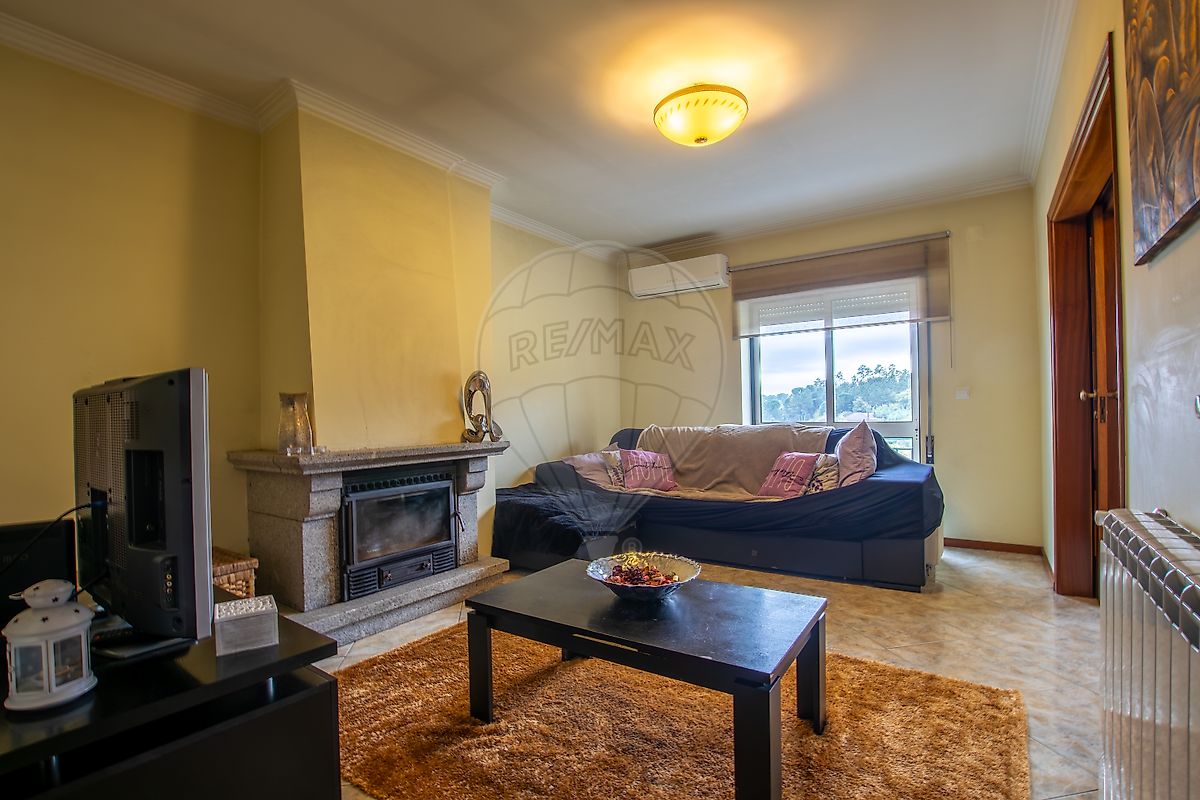 Apartamento - Campo de Besteiros, Tondela, Viseu