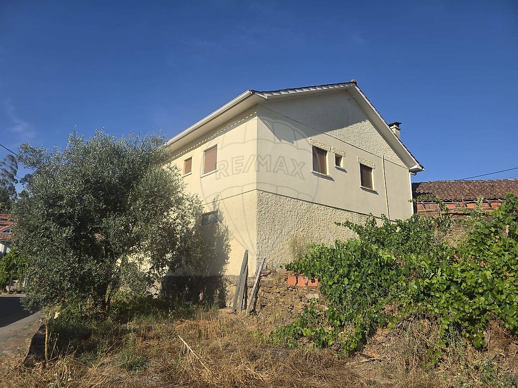 Moradia - Castelões, Tondela, Viseu