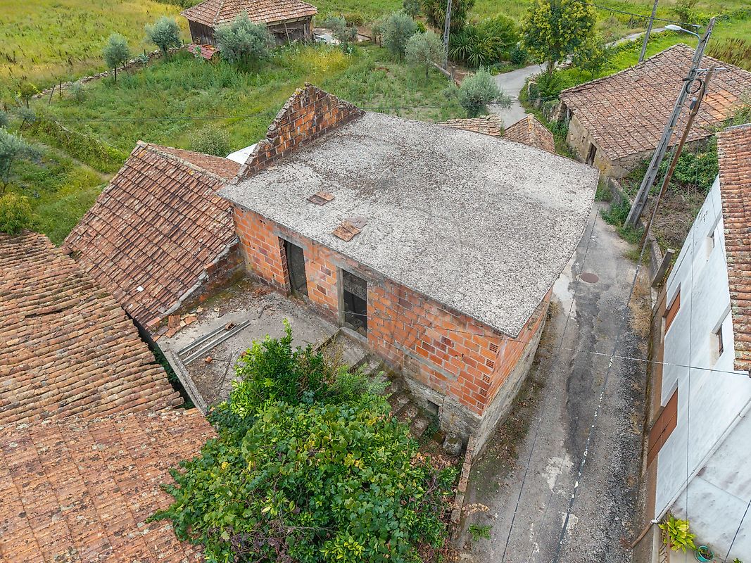 Moradia T3 à venda em Vilar de Besteiros e Mosteiro de Fráguas, Tondela — foto 2
