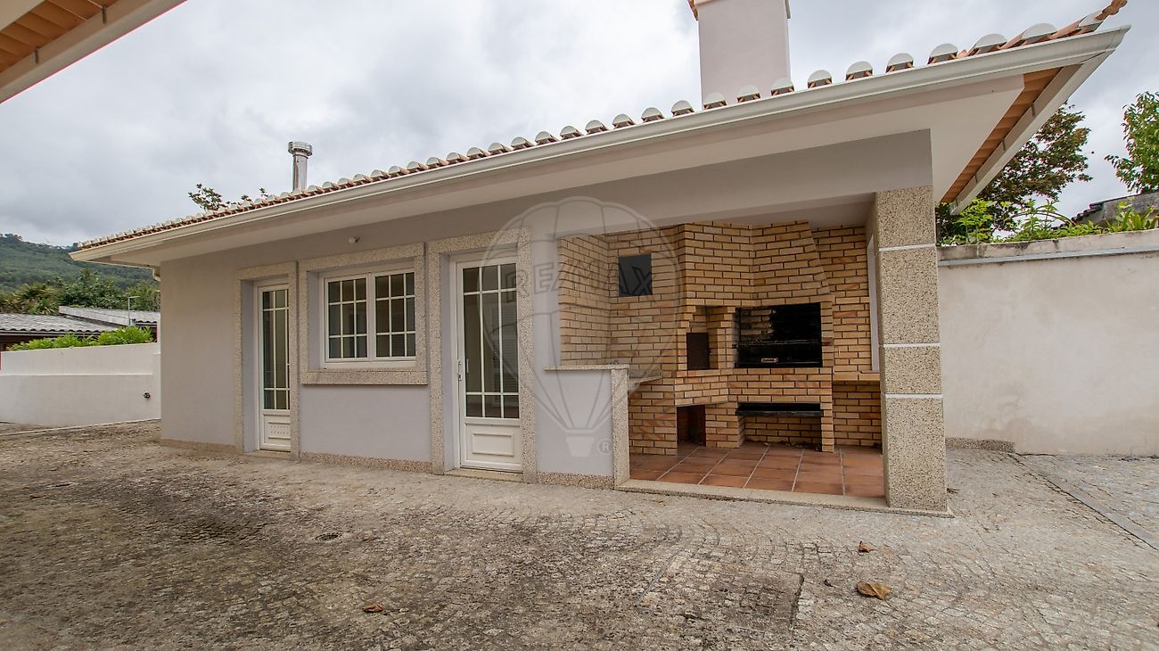 Moradia T5 à venda em Campo de Besteiros, Tondela — foto 11