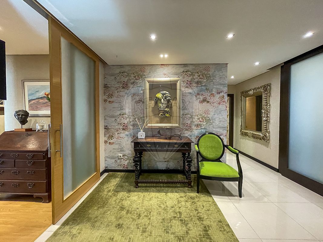 Apartamento T5 - Torres Novas (Santa Maria, Salvador e Santiago), Torres Novas, Santarém