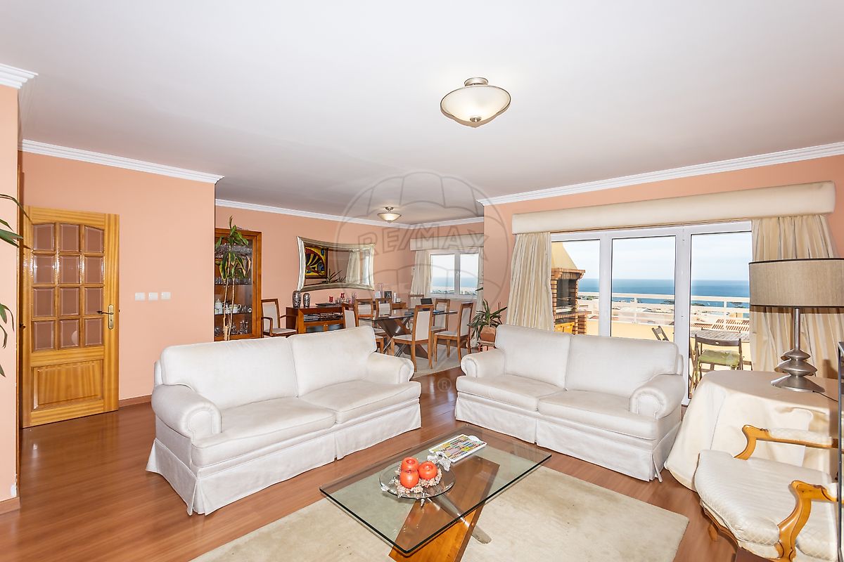 Apartamento T5 à venda em Cascais