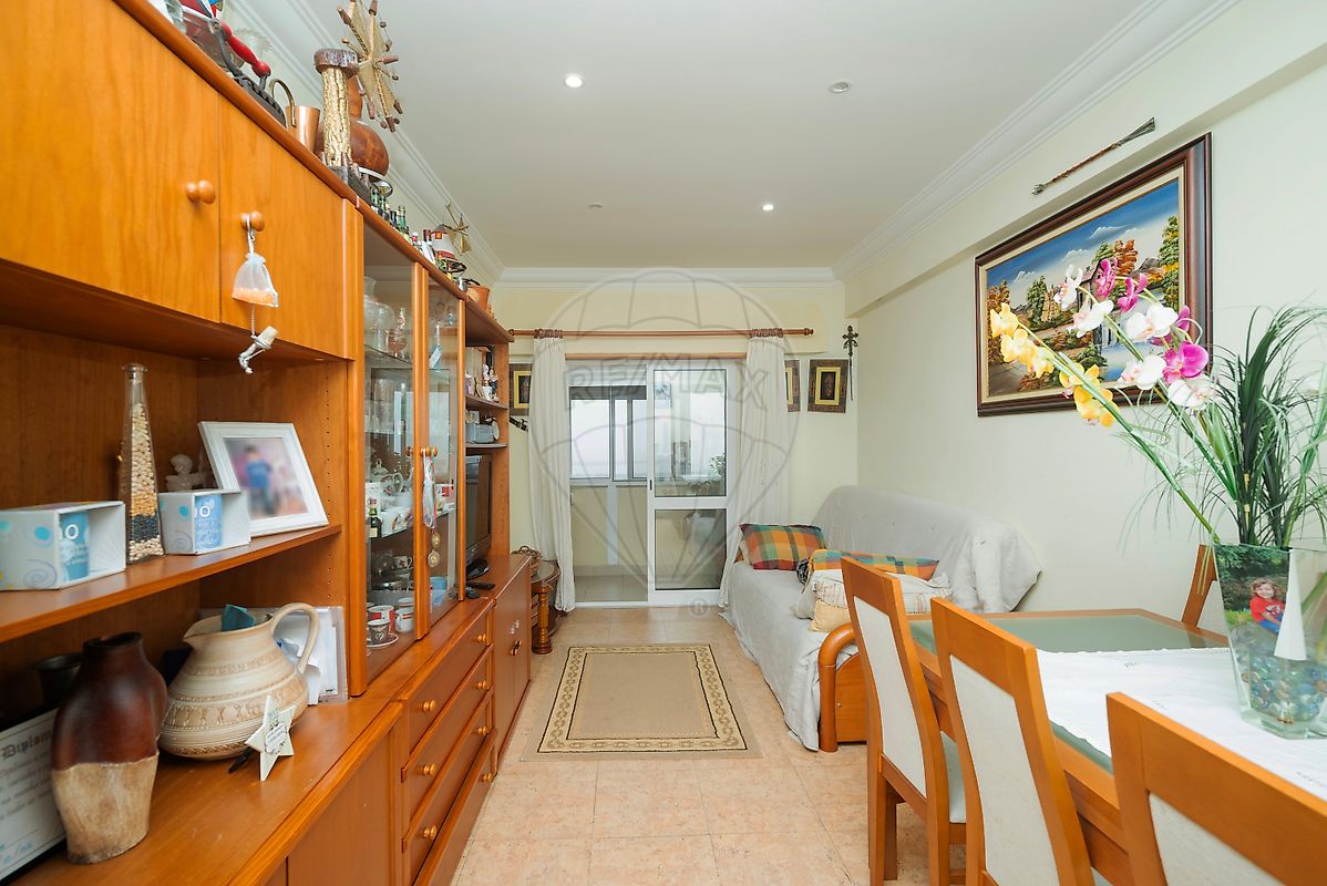 Apartamento T3 à venda em Loures