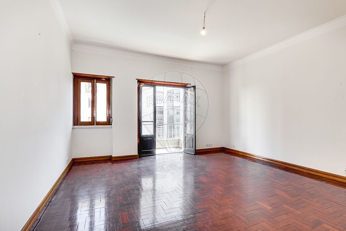 Apartamento T5 à venda em Lisboa