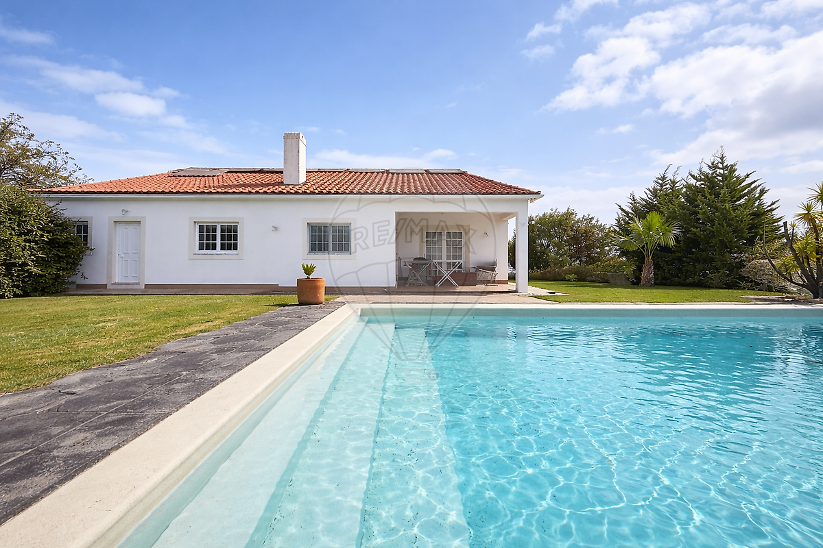 Moradia T4 à venda em Cadaval