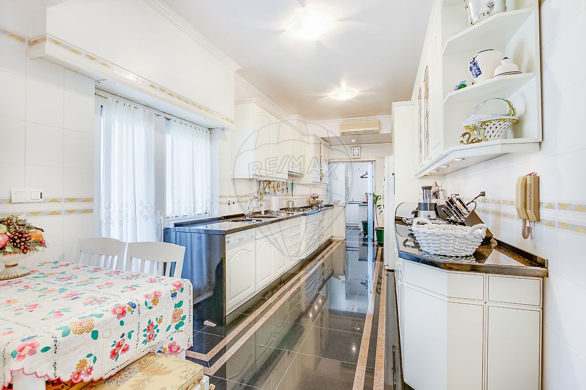 Apartamento T5 à venda em Areeiro, Lisboa — foto 23