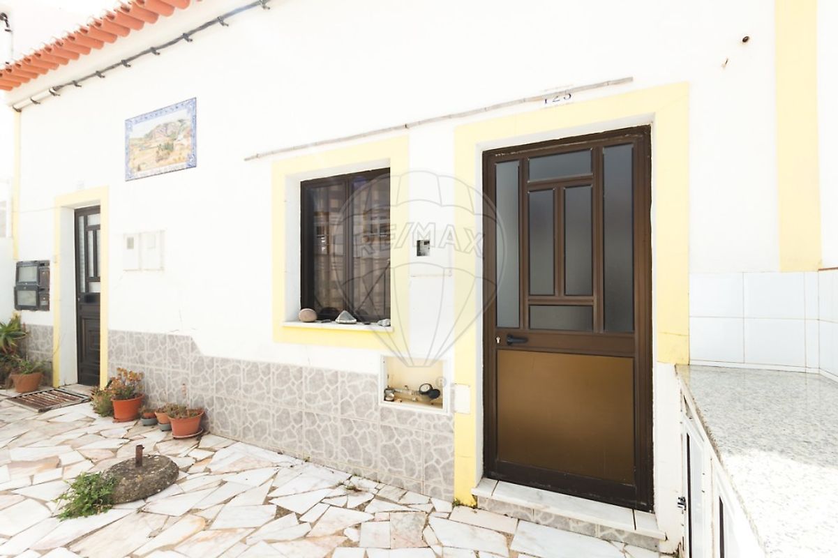 Apartamento T1 à venda em Aljezur