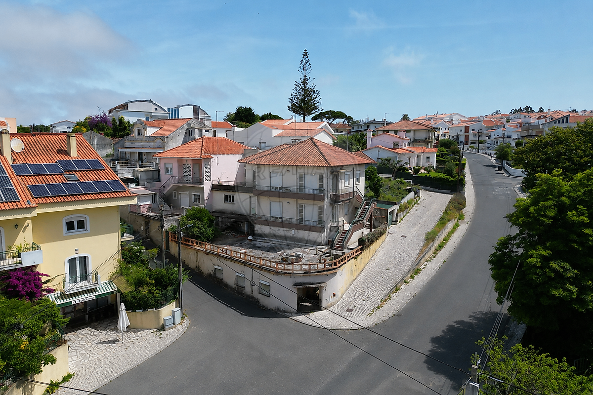Apartamento T6 à venda em Caldas da Rainha