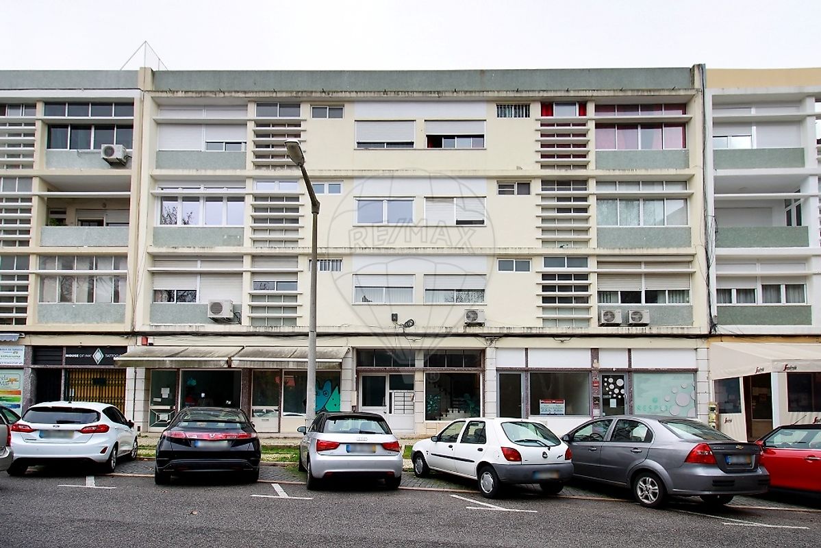 Apartamento T3 para arrendar em Lisboa