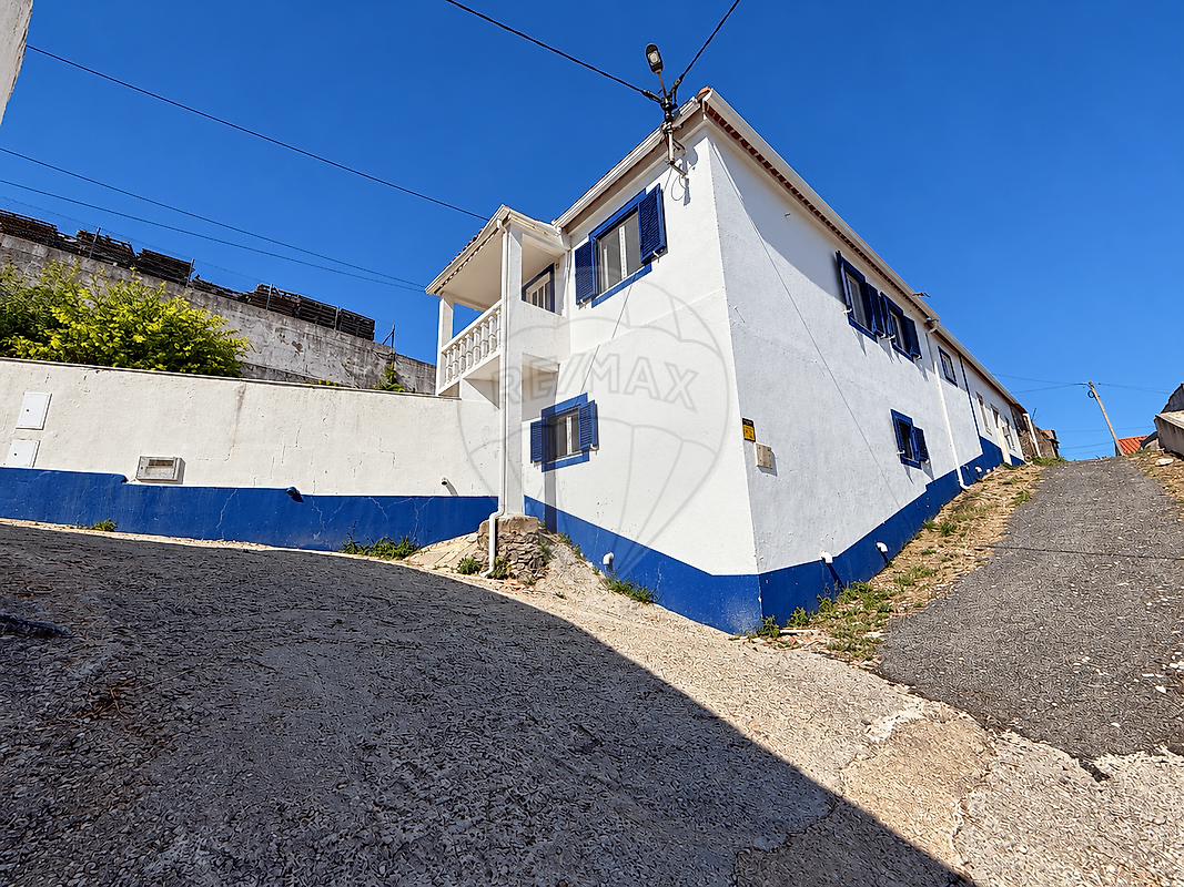 Apartamento T3 à venda em Óbidos