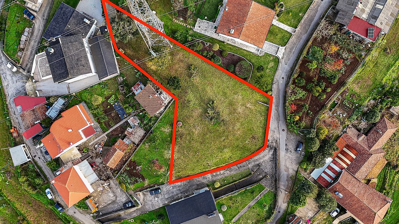 Land for sale in Santa Maria da Feira, Portugal — €60,000