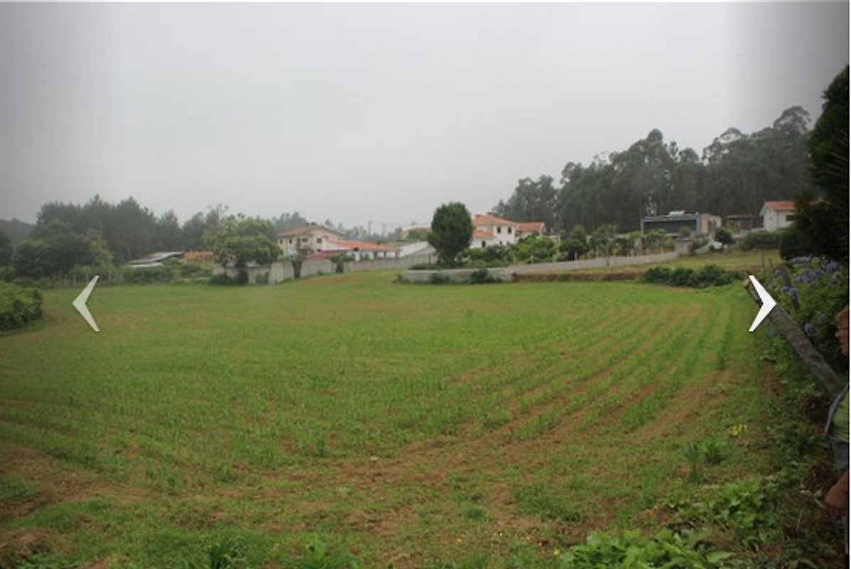 Land for sale in Santa Maria da Feira, Portugal — €95,000