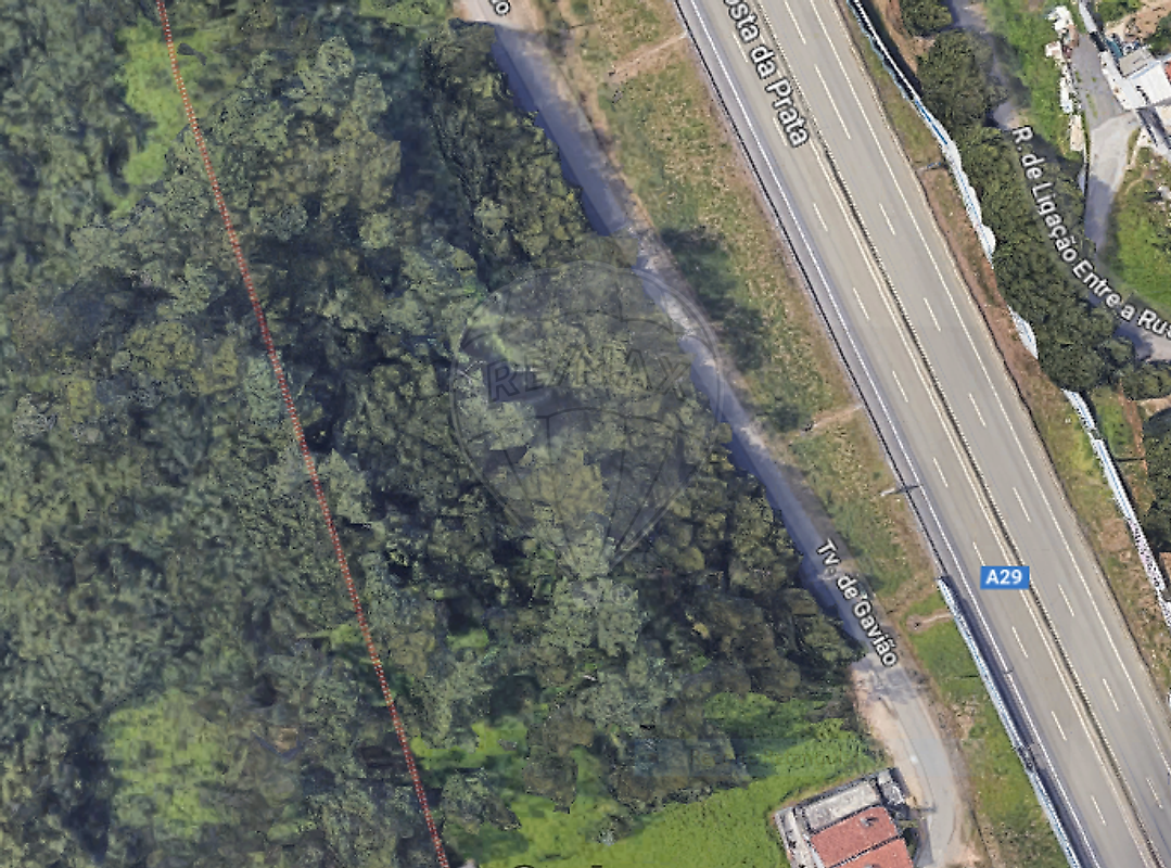Terreno à venda em Espinho
