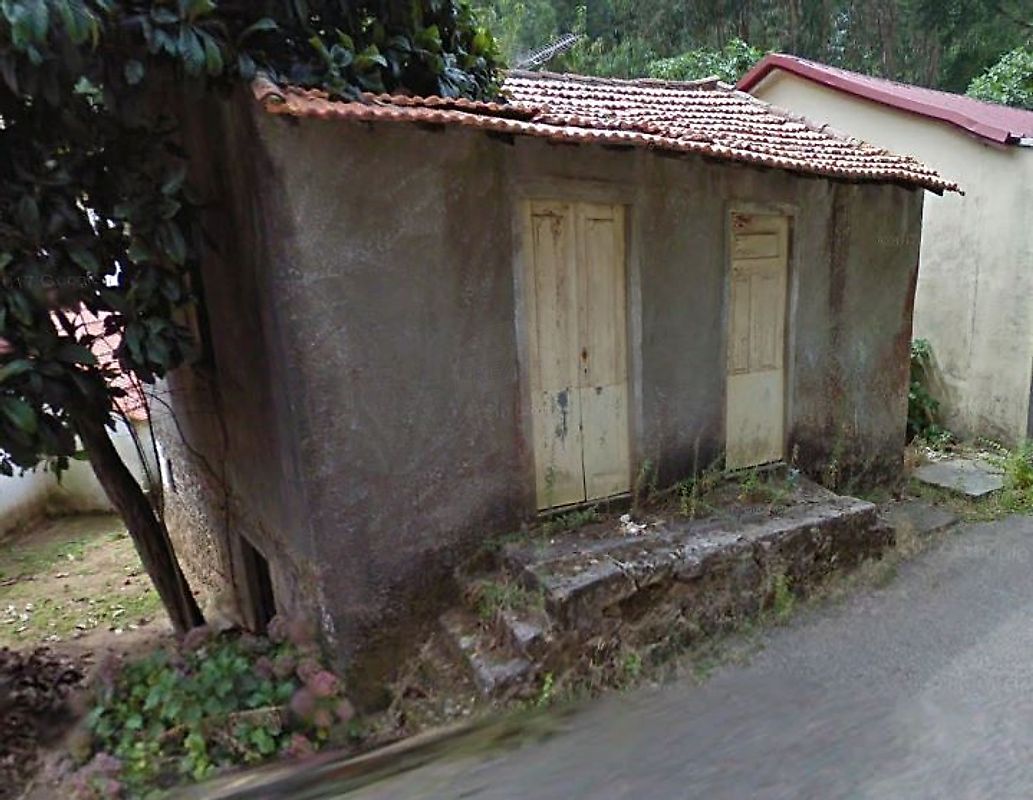 Moradia T2 à venda em Caldas de Săo Jorge