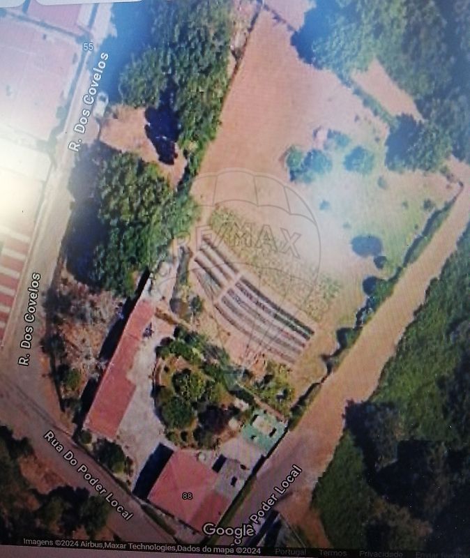 Land for sale in Oliveira de Azeméis, Portugal — €180,000