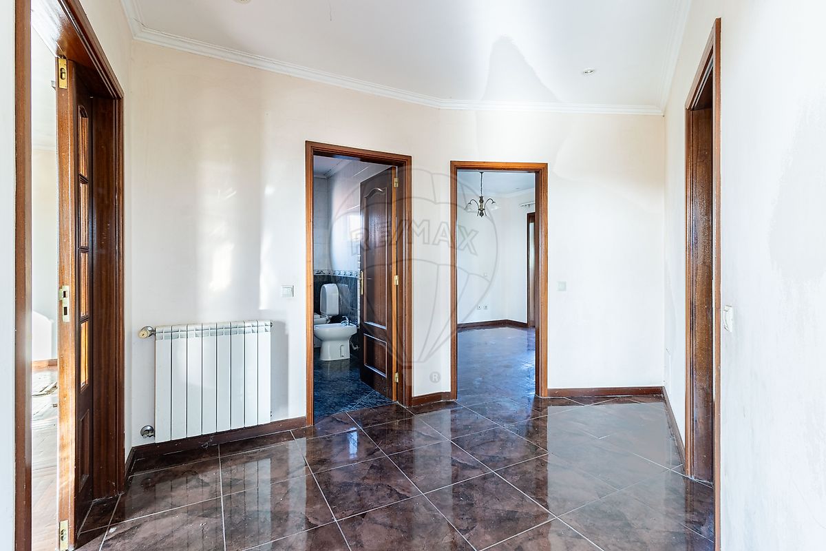 listing 122541156-36 picture-0