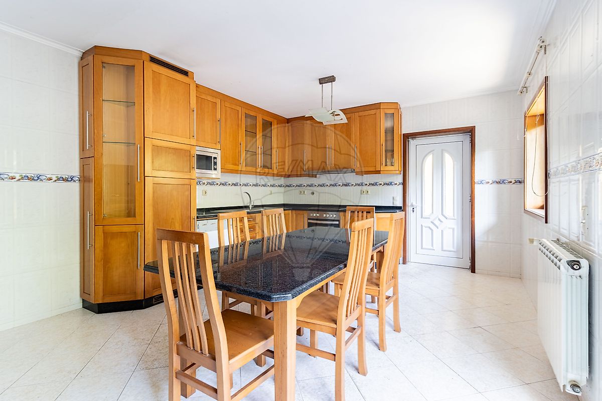 listing 122541156-36 picture-0