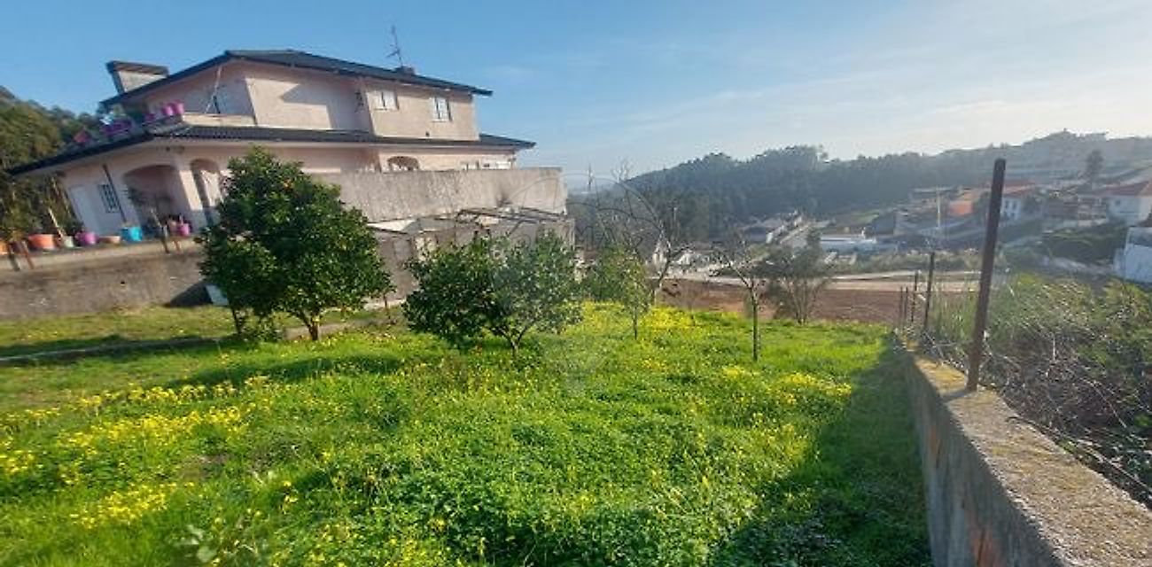 Terreno - Escapães, Santa Maria da Feira, Aveiro
