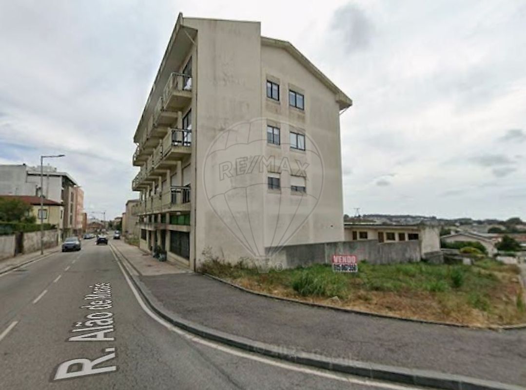 Apartamento T3 à venda em São João da Madeira