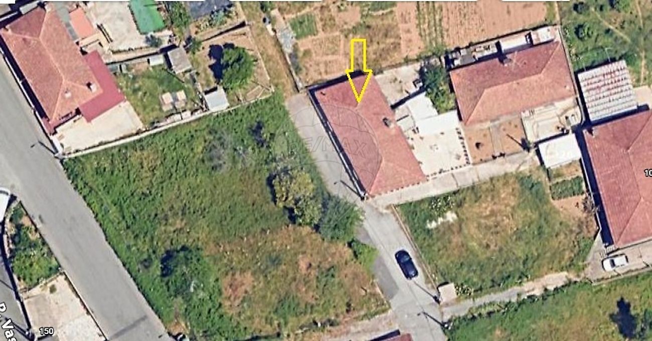 Apartamento T2 à venda em Oliveira de Azeméis