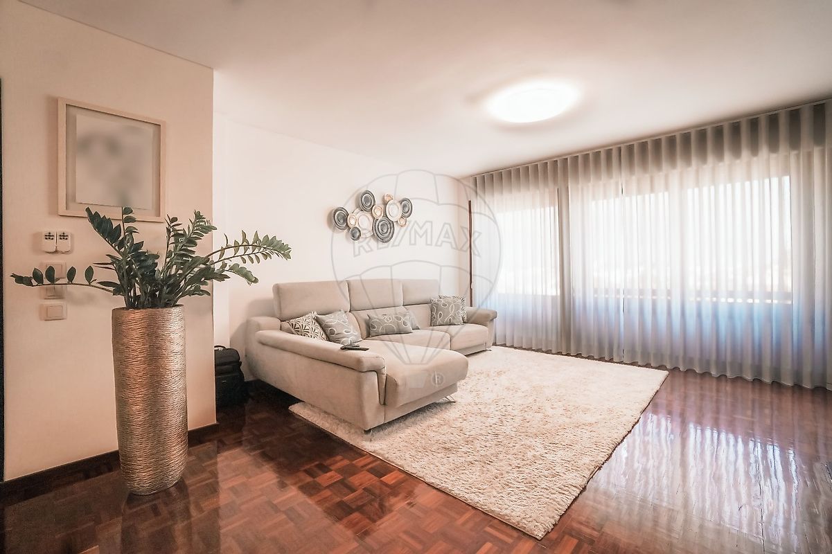 Apartamento T3 à venda em Ovar
