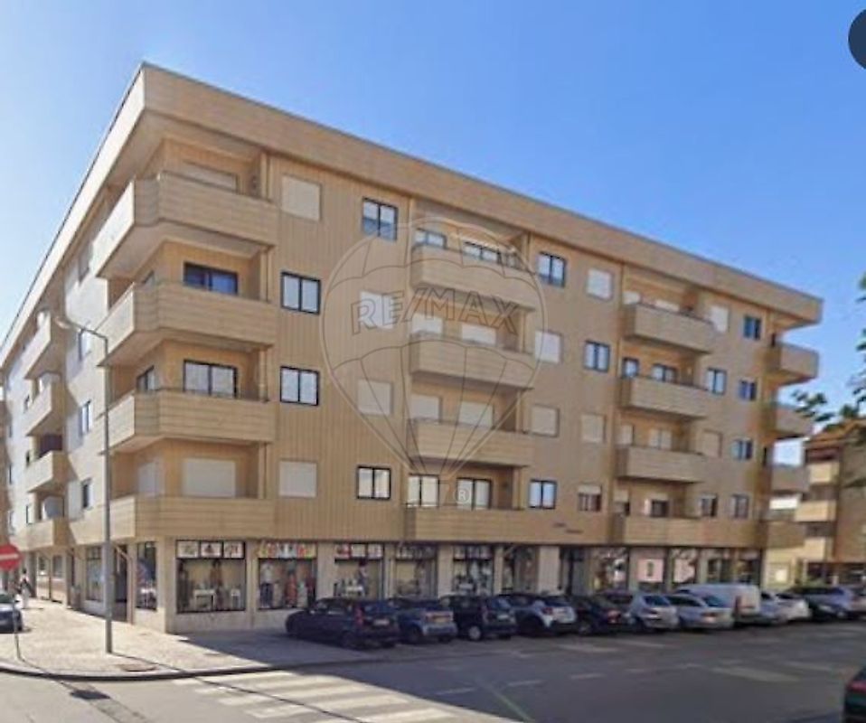 Apartamento T3 à venda em Ovar