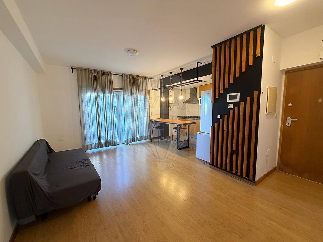 Apartamento T1 para arrendar em Ovar
