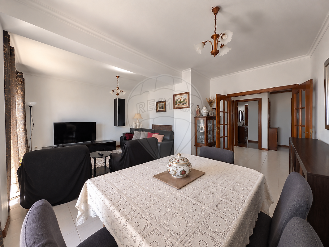 Apartamento T3 em Santa Maria da Feira, Travanca, Sanfins e Espargo, €299.000