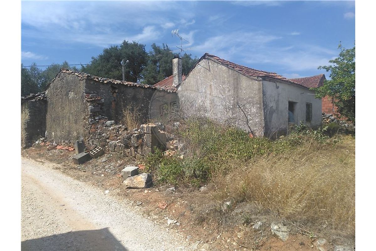 Moradia T2 à venda em Pombal