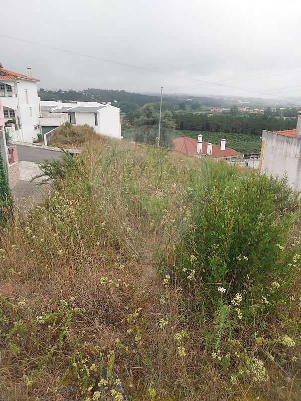 Terreno à venda em Rebolaria