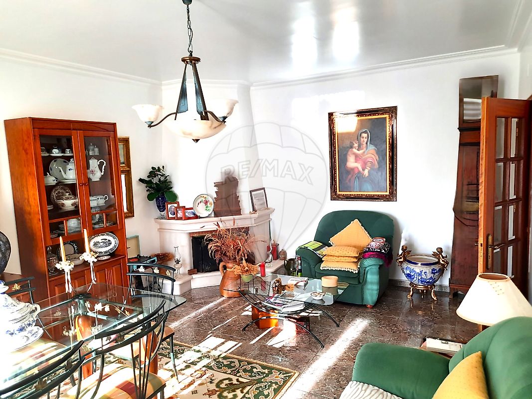 listing 122591124-190 picture-0