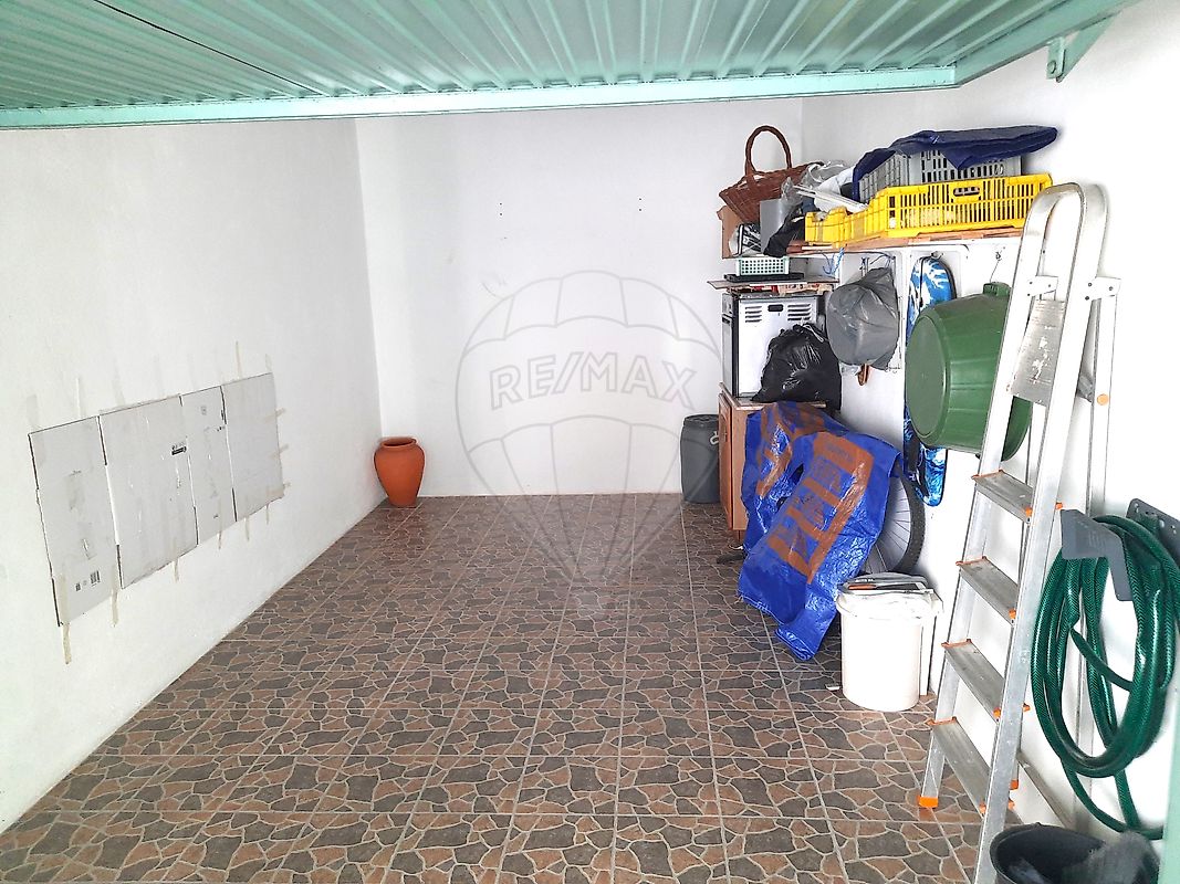 listing 122591124-190 picture-0