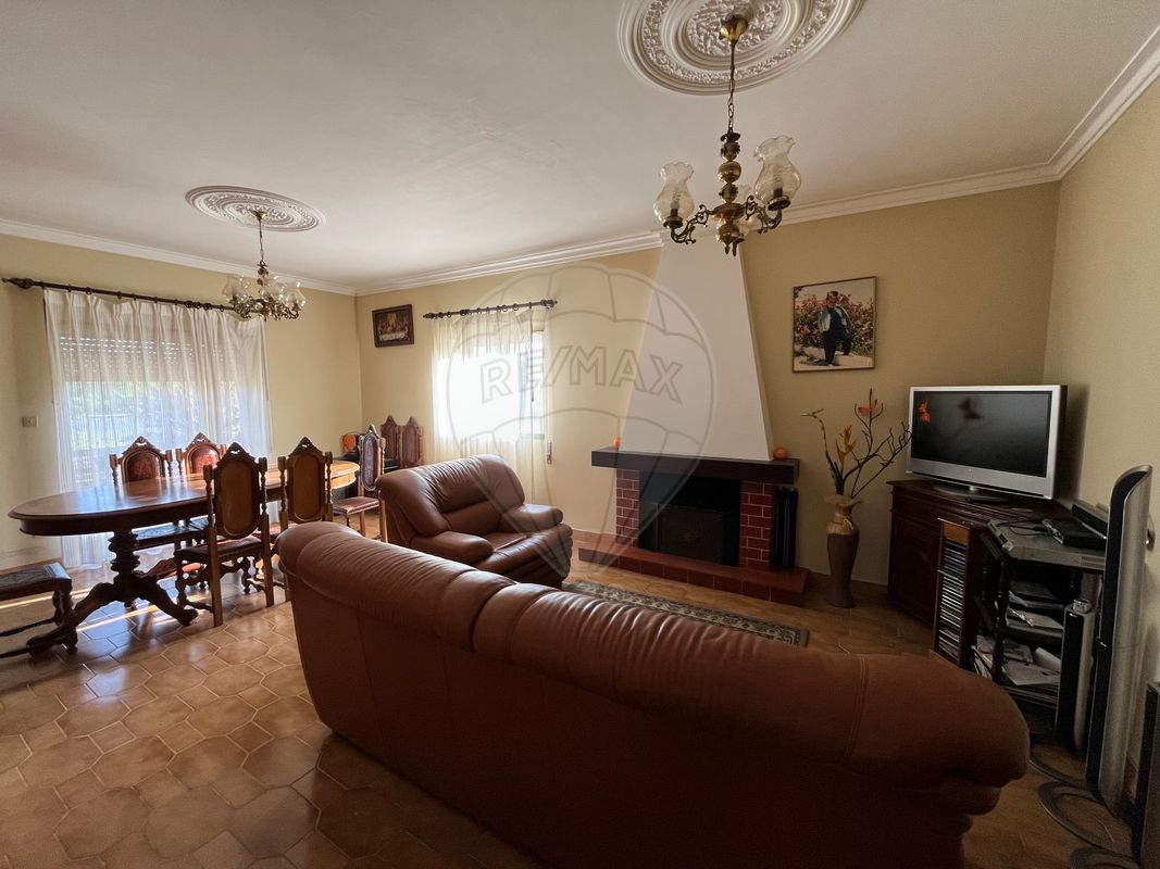 listing 122591142-117 picture-0