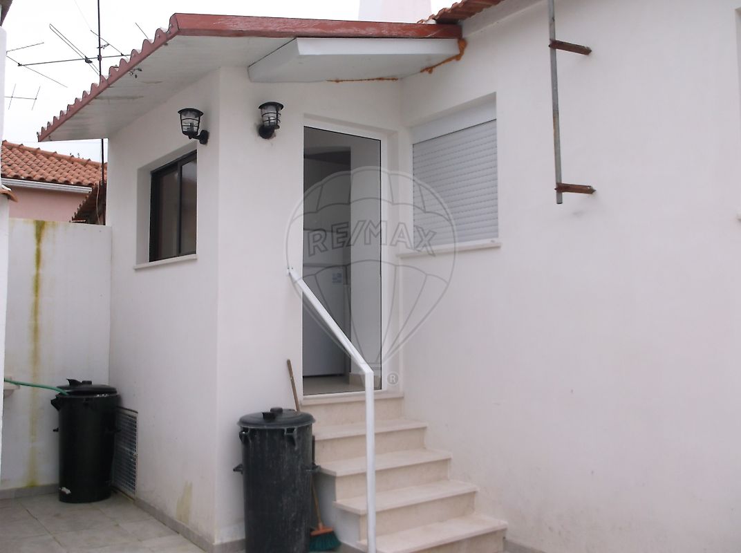Moradia T2 para venda