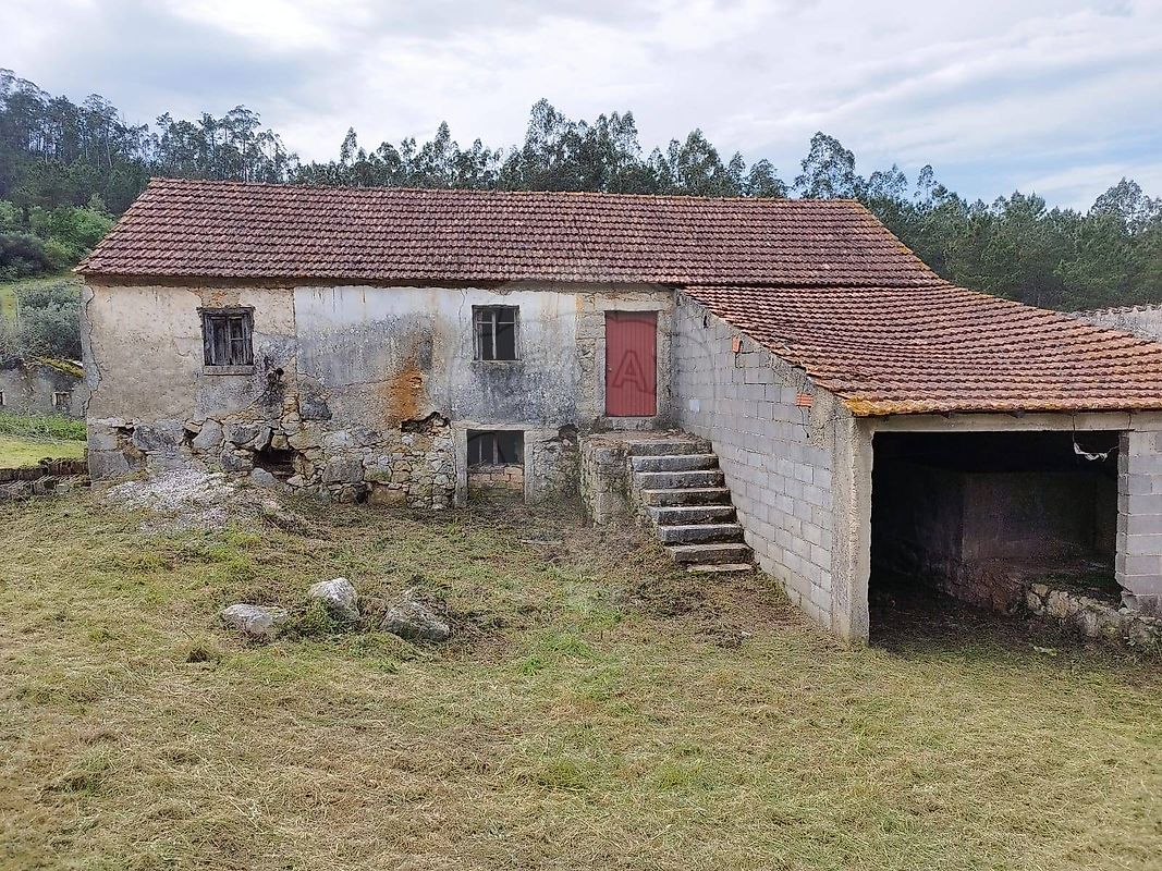 Apartamento T5 à venda em Pombal