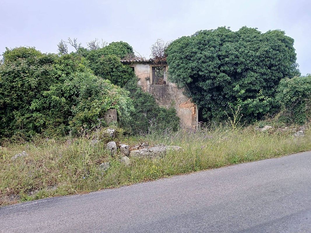 Moradia - Degracias e Pombalinho, Soure, Coimbra