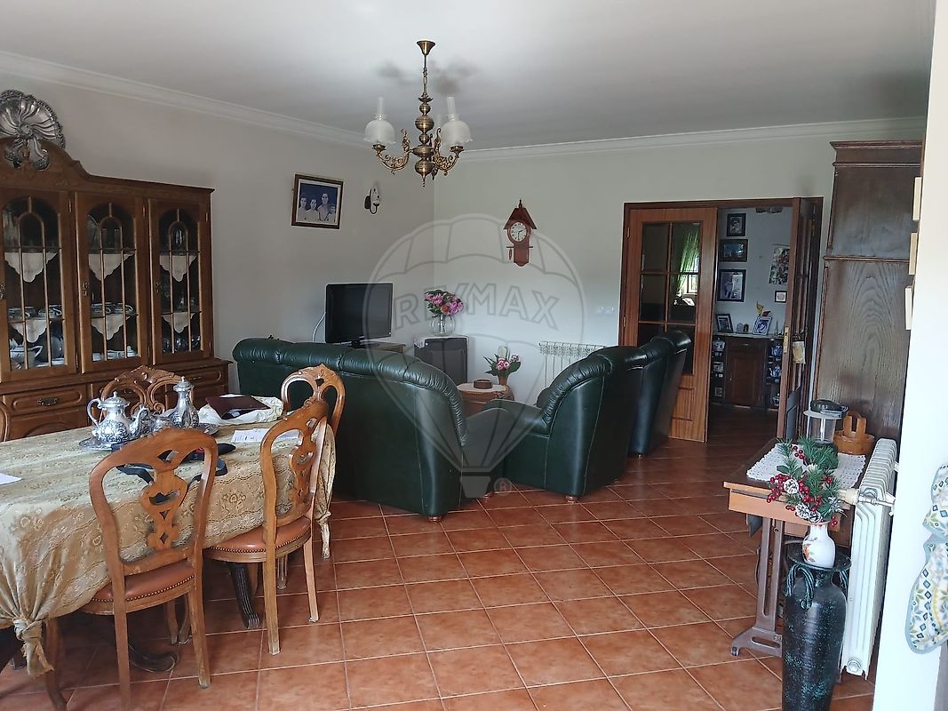 Apartamento T3 à venda em Santiago e São Simão de Litém e Albergaria dos Doze, Pombal — foto 8