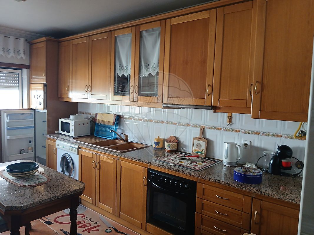 Apartamento T3 à venda em Santiago e São Simão de Litém e Albergaria dos Doze, Pombal — foto 6