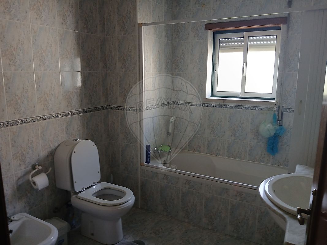 Apartamento T3 à venda em Santiago e São Simão de Litém e Albergaria dos Doze, Pombal — foto 16
