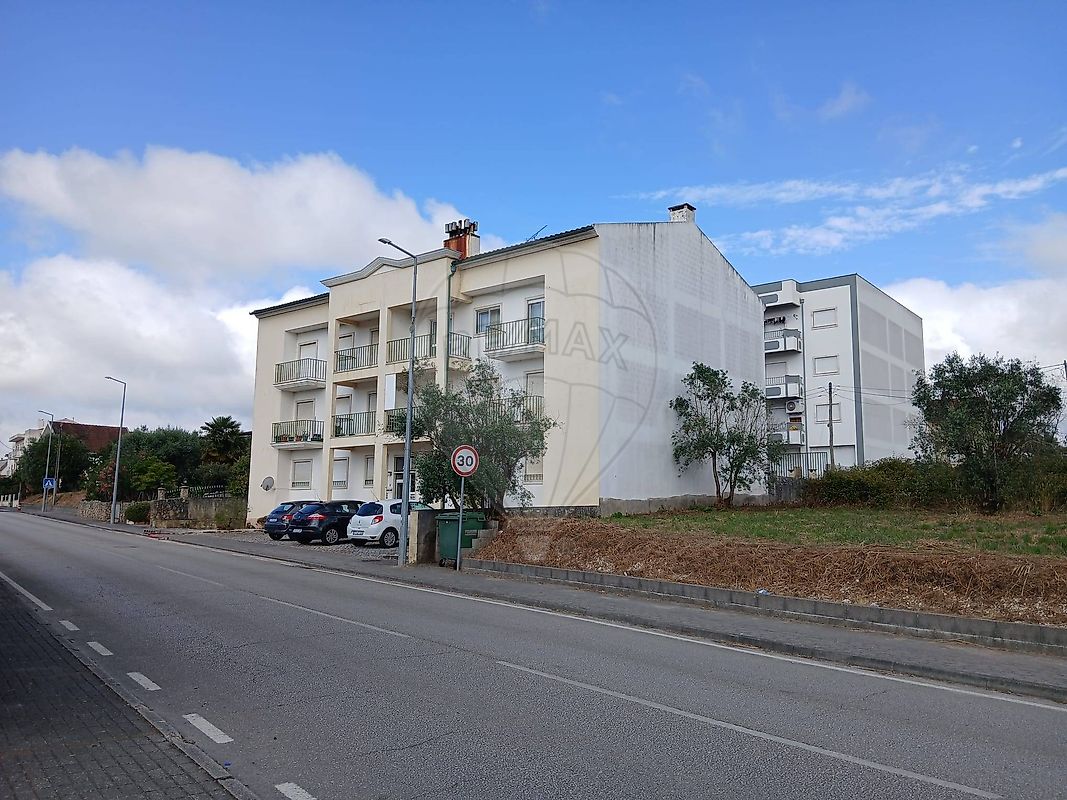 Apartamento - Santiago e São Simão de Litém e Albergaria dos Doze, Pombal, Leiria