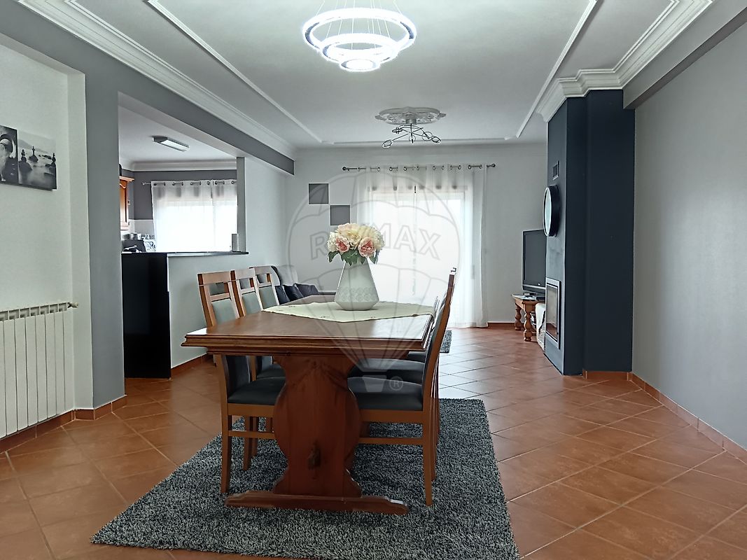 Apartamento T3 à venda em Pombal