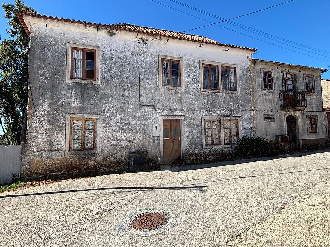 Apartamento T8 à venda em Ansião