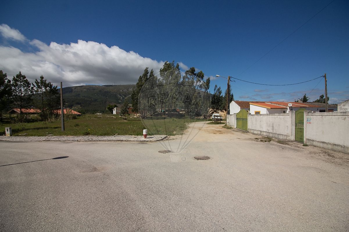 Terreno  à venda em Alenquer